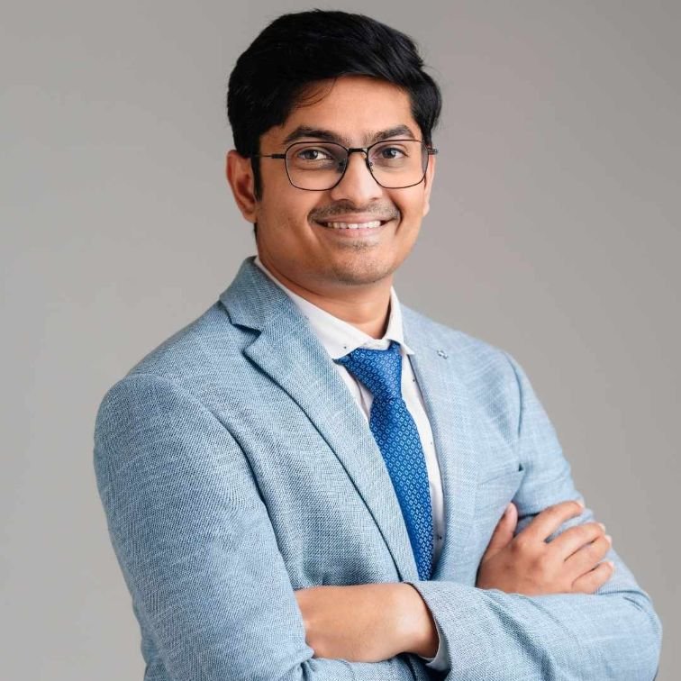 Dr Monish Raj Kindersurge